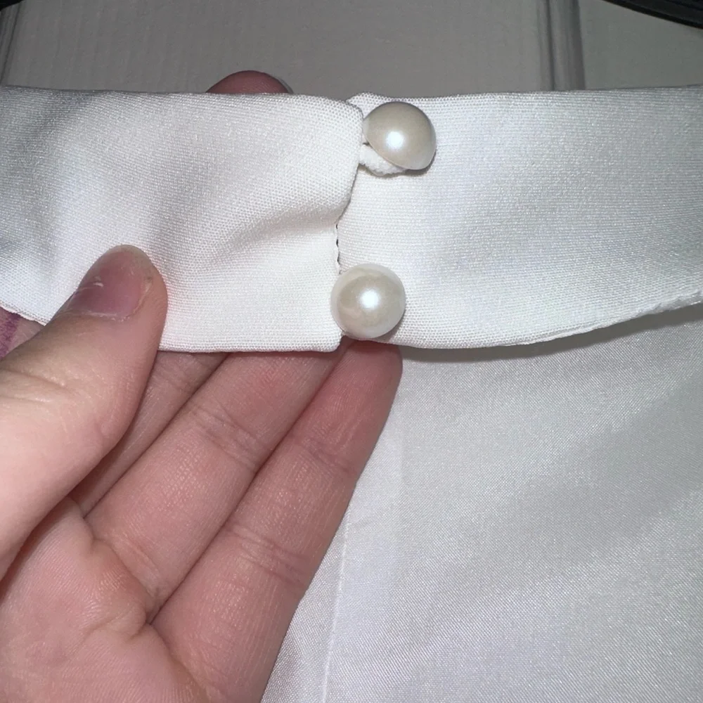 Elegant White Maxi Dress - Picture 7 of 7